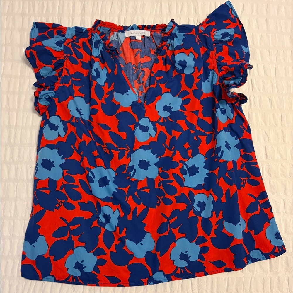 Ladies Top with Flutter Sleeves